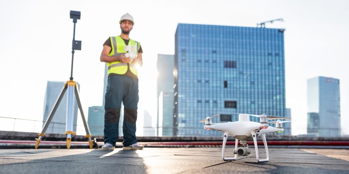 construction-drones-worker-rtk.jpg